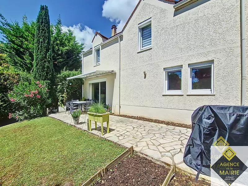 Maison, 132 m²