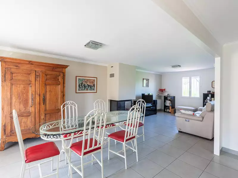 Maison, 155 m²