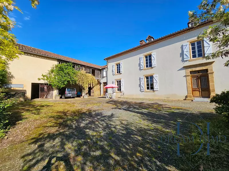 Maison, 380 m²