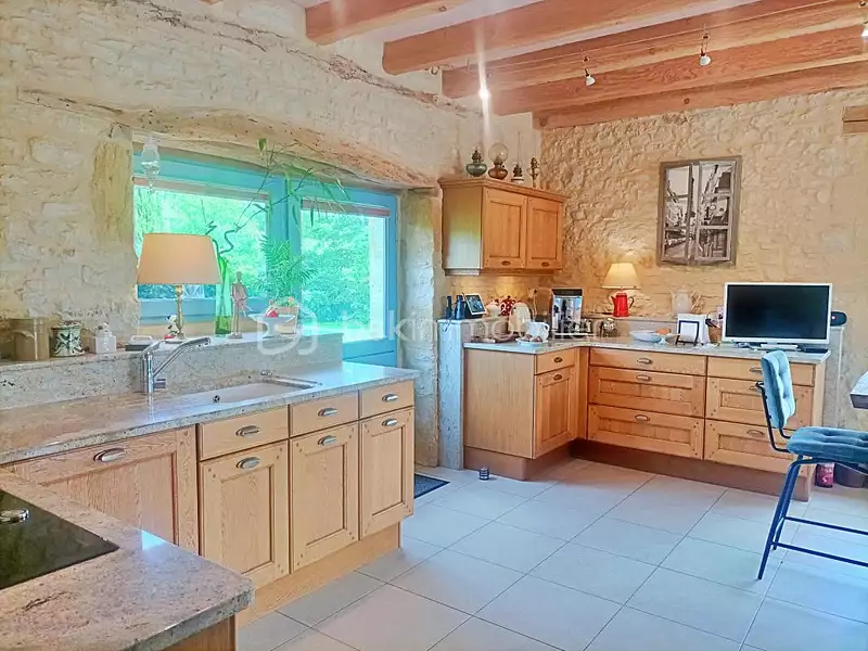 Maison, 361 m²