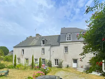 Maison, 284 m²
