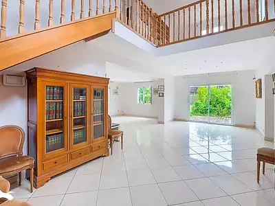Maison, 228 m²
