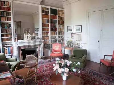 Maison, 460 m²