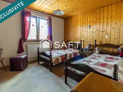 Maison, 240 m²