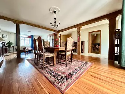 Maison, 217 m²