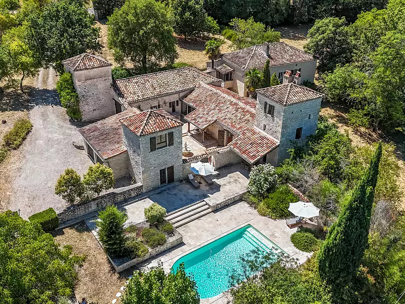 Maison, 322 m²