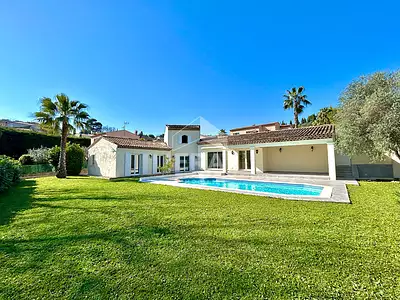 Maison, 180 m²