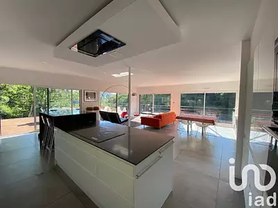 Maison, 180 m²
