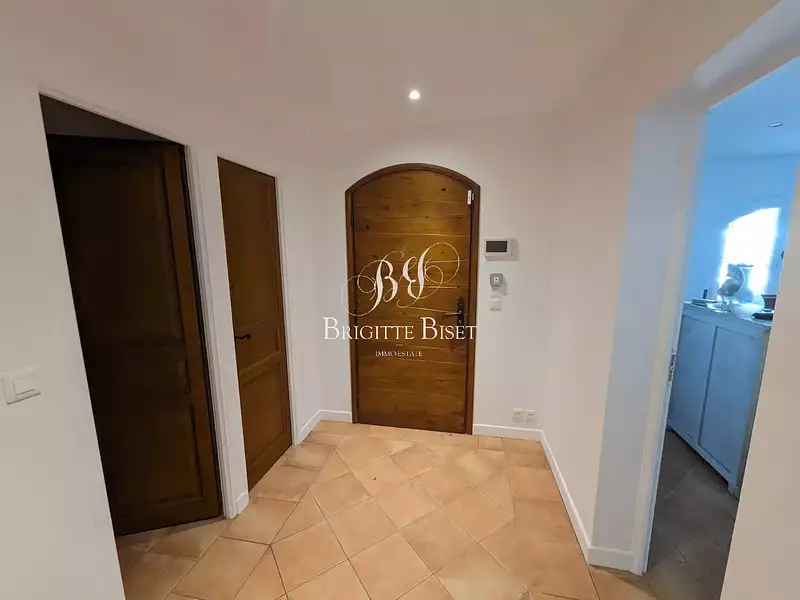 Maison, 311 m²