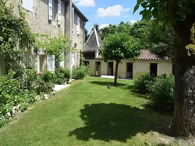 Maison, 758 m²
