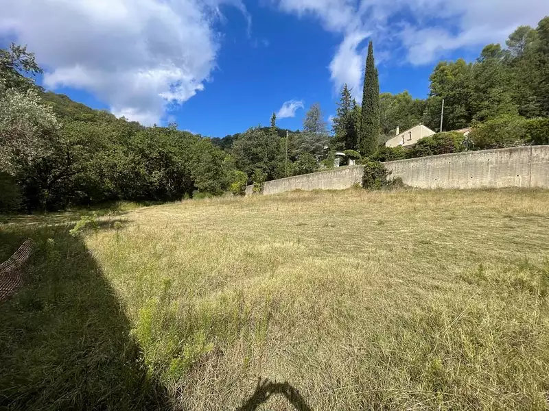 Terrain, 1 500 m²