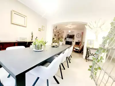 Maison, 218 m²