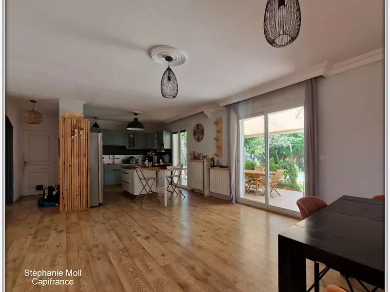 Maison, 126 m²