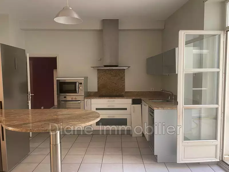 Appartement, 188 m²