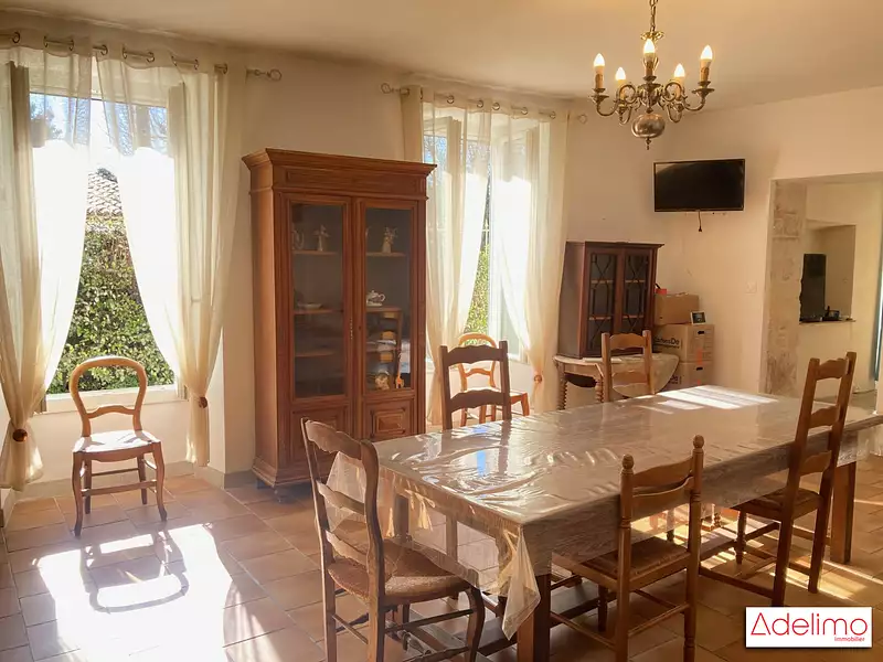 Maison, 418 m²
