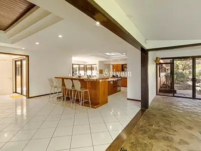 Maison, 475 m²
