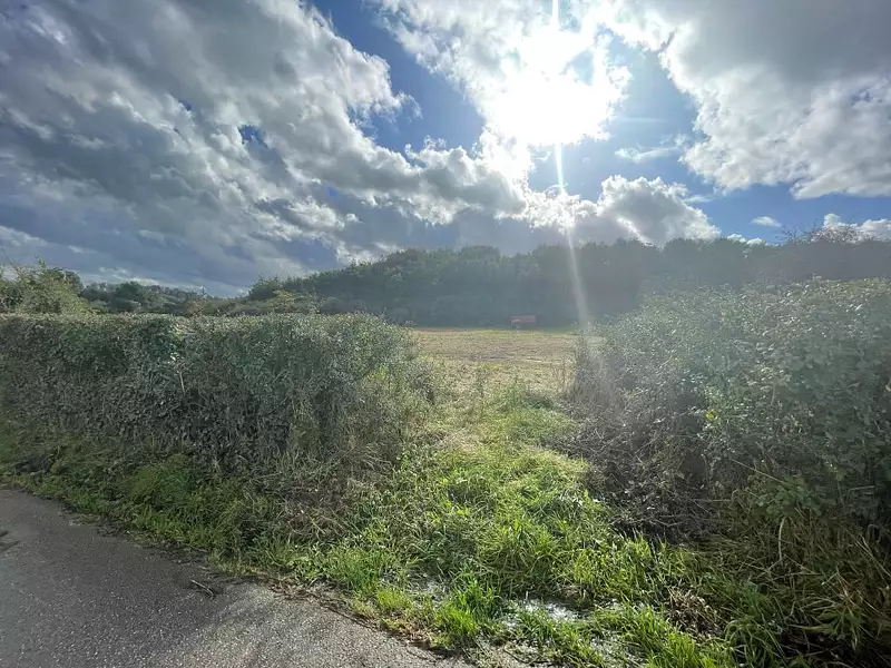 Terrain, 871 m²