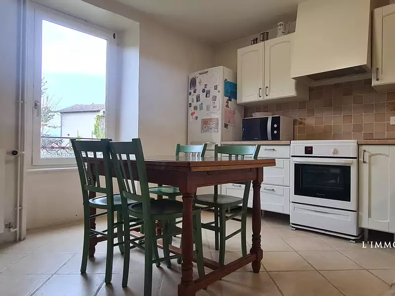 Maison, 307,4 m²