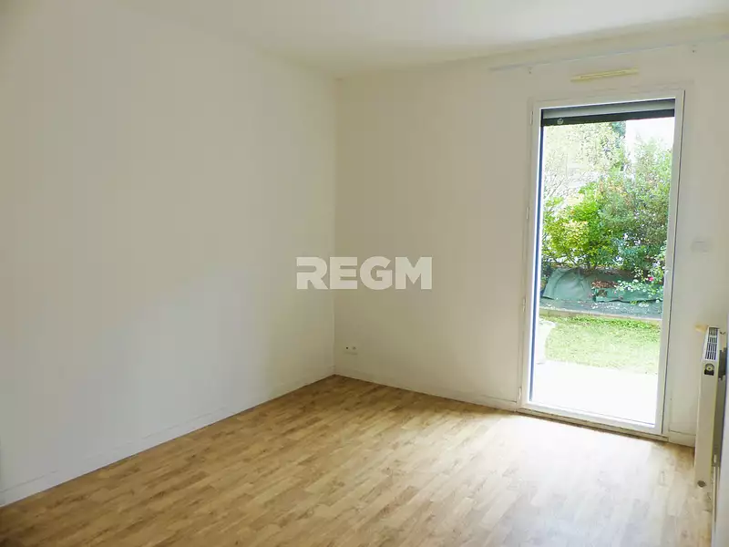 Maison, 77 m²