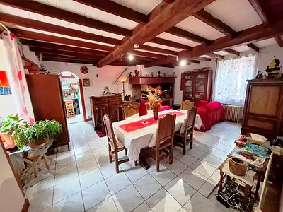 Maison, 204 m²