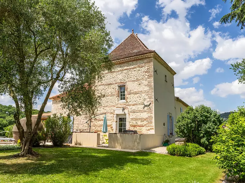 Maison, 530 m²