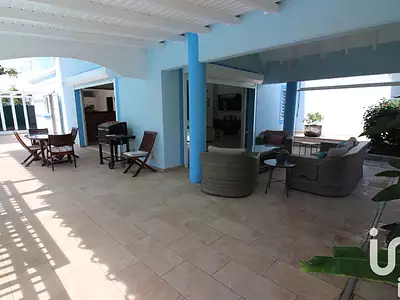Maison, 178 m²