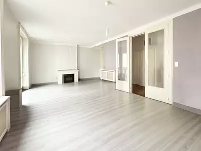Maison, 235 m²