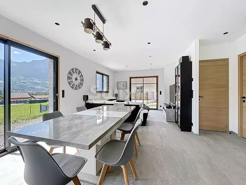 Maison, 143 m²
