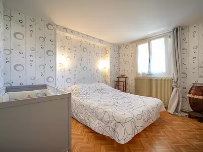 Maison, 196,1 m²