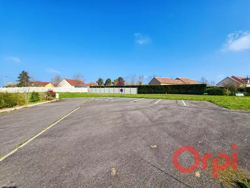 Terrain, 742 m²