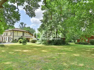 Maison, 227 m²