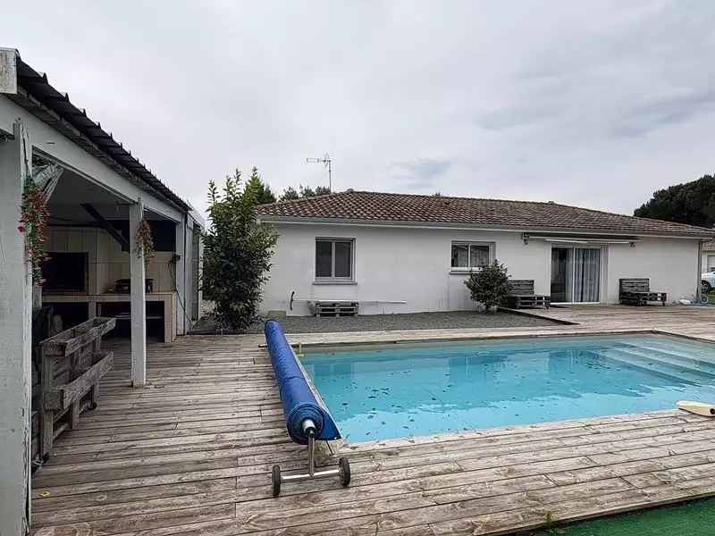 Maison, 153 m²
