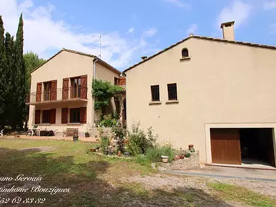 Maison, 260 m²