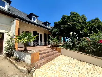 Maison, 204 m²