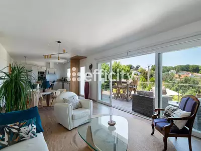 Maison, 145 m²
