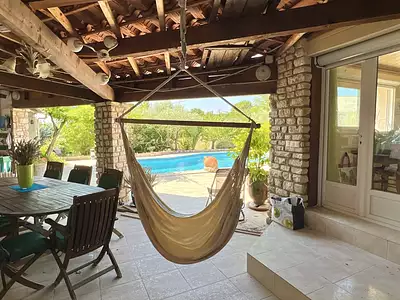Maison, 166 m²