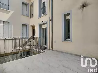 Immeuble, 374 m²