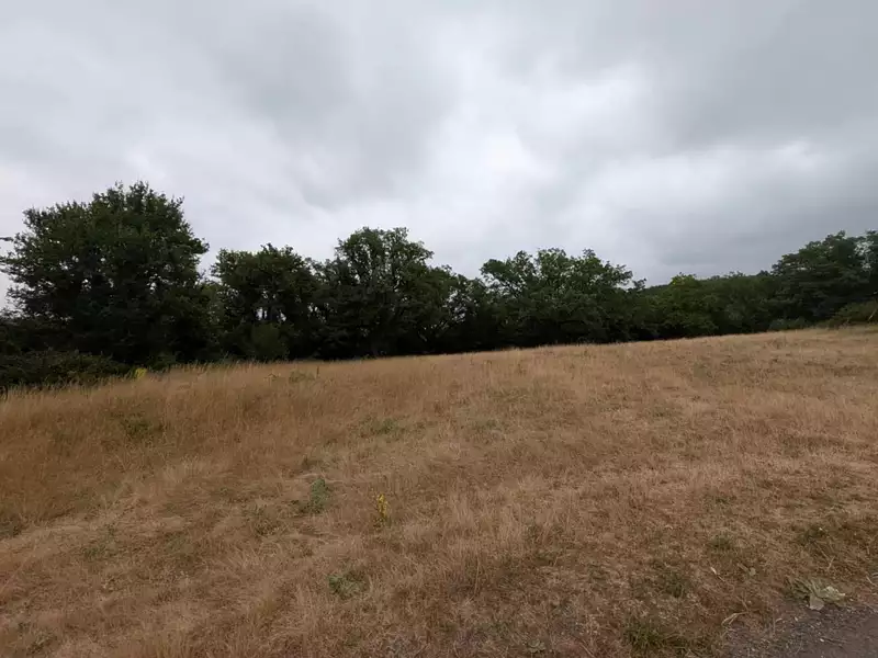 Terrain, 8 740 m²
