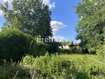 Terrain, 616 m²