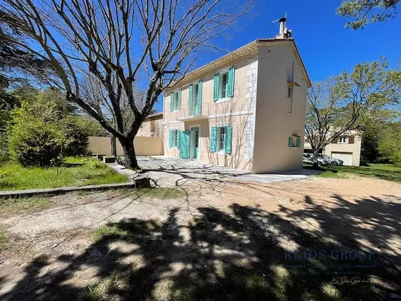 Maison, 135 m²