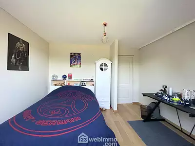 Maison, 210 m²