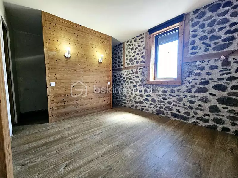 Maison, 280 m²