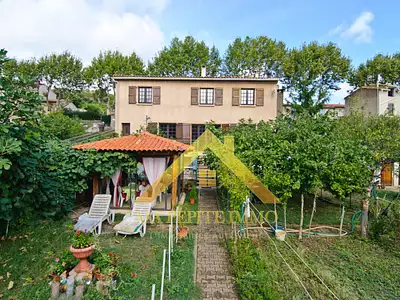 Maison, 226 m²