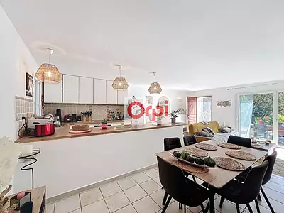 Maison, 156 m²