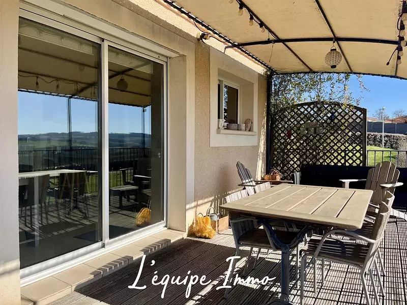 Maison, 168 m²