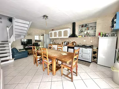 Maison, 230 m²