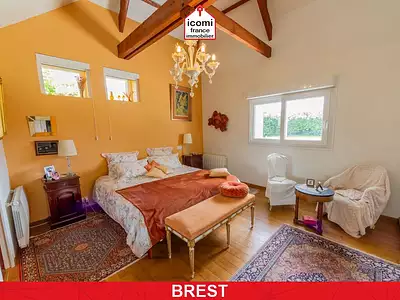 Maison, 219 m²