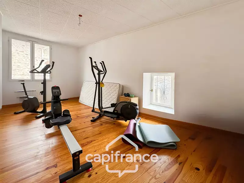 Maison, 197 m²