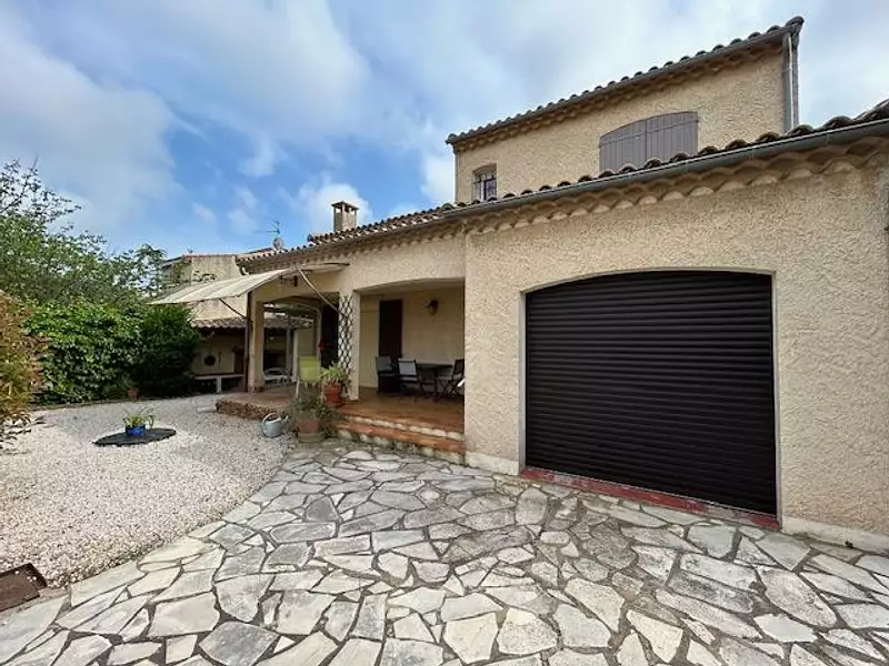 Maison, 155 m²