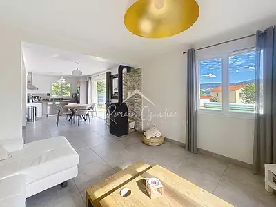 Maison, 136 m²